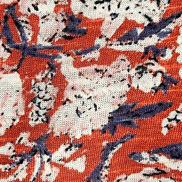 LUCKY BRAND || Floral Blouse with Back Cutout and Flutter Sleeves Large - Picture 16 of 16